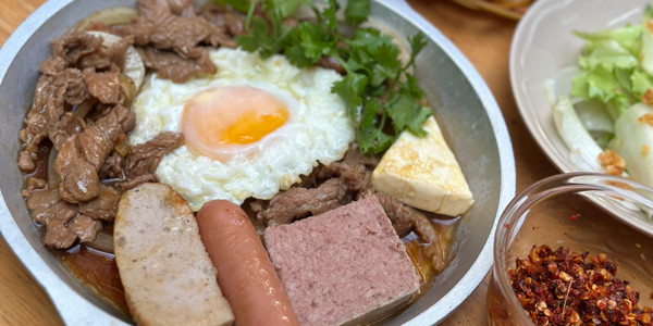 Ba Phương - Bánh Mì Chảo, Bò Né & Xíu Mại Chén - Phan Trung