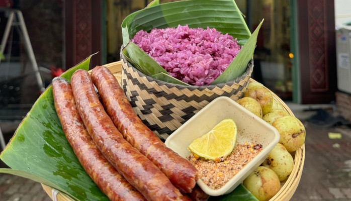 Nậm Mây Đặc Sản Tây Bắc - Gà Đồi, Trâu Khô & Xôi Nếp Nương - 74 Lê Lai