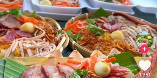 Xôi & Rau Câu Nhà Hằng