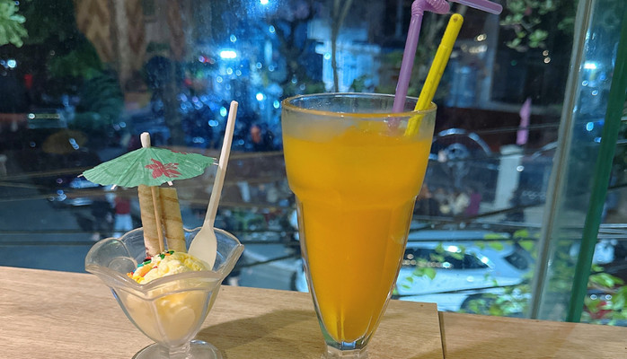 Tiệm Ăn Vặt Bà Hương - Đồ Ăn Đủ Loại