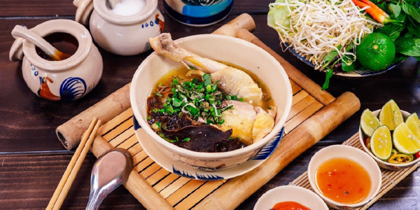 Tiệm Bún 1990 - Bún Thang, Bún Măng Vịt & Miến Gà Ta