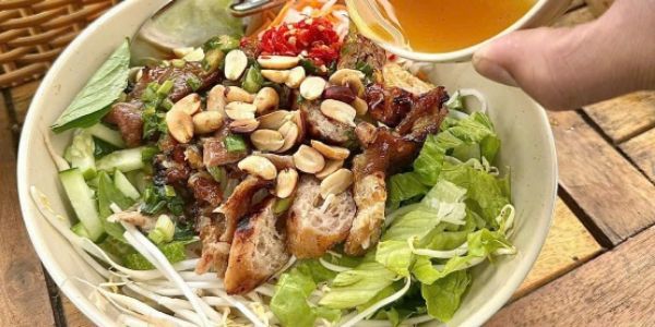 Bi Bo - Bún Thịt Nướng - 52 Nguyễn An Ninh, Bến Đình