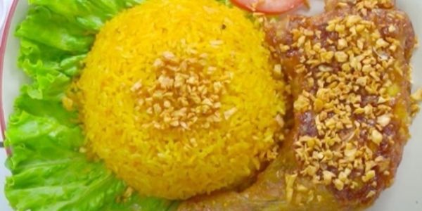 Cơm Gà & Cơm Sườn - 100 Ngô Gia Tự