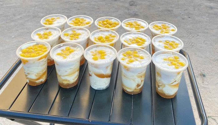 AQUA - Tàu Hủ Nóng, Chè Ỉ & Đồ Ăn Vặt - 565 Nguyễn Huệ