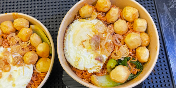 Ăn Vặt, Mì Trộn Và Matcha - Mơ