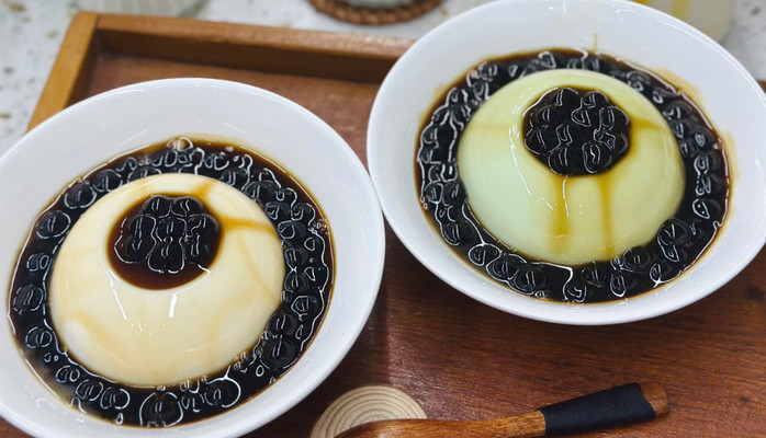 Tiệm Chè Dollar - Chè, Trà & Coffee - 210 Bà Triệu