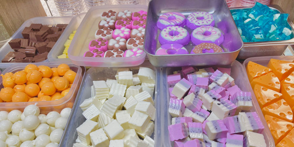 TRÀ SỮA SỊN - Hẻm 308 Huỳnh Tấn Phát