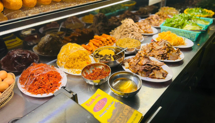 Bánh Lọc Huế & Bánh Mì - Huế - KDC 434