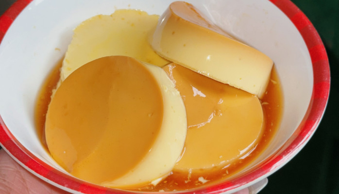 Sữa Chua Nhà Dứa - Bánh Flan