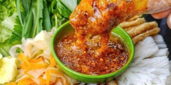 Nem Nướng Nha Trang Hùng Việt - Tô Vĩnh Diện