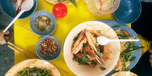 Ốc Cô Hằng - Cách Mạng Tháng Tám