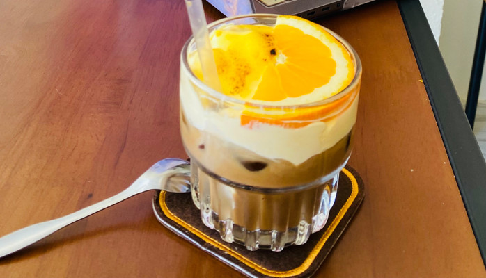 Emily Corner Coffee & Billiards - Cà Phê & Trà Sữa - Bờ Kè Suối Hội Phú