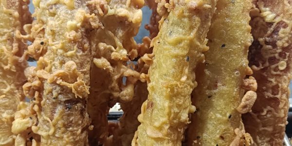 Bánh Chuối Chiên, Trà Tắc & Nước Ép - Trinh Võ