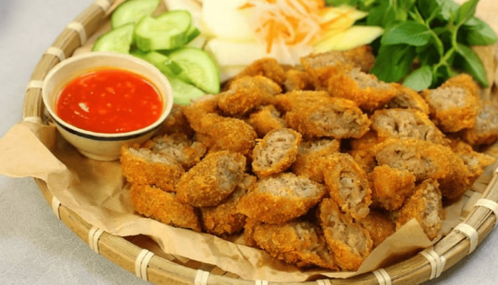 Tiệm Nem Giòn Rụm - Hoàng Ngọc Phách
