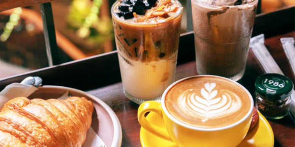 Travel Channel - Cafe & Pizza Giảng Võ
