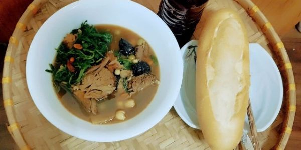 Minh HHà Chay - Nấm Hầu Tần - Đông Tác