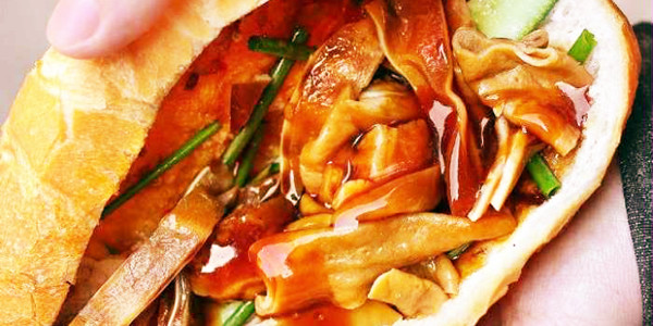 Bánh Mì Quỳnh Trí - Bánh Mì Thịt Nướng & Phá Lấu - Kênh 19/5
