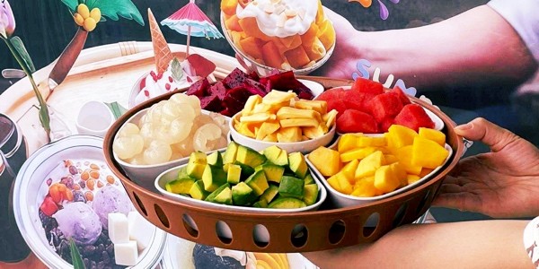 Chè Quỳnh - Caffe, Sinh Tố & Nước Ép - 28 Ngọc Trì