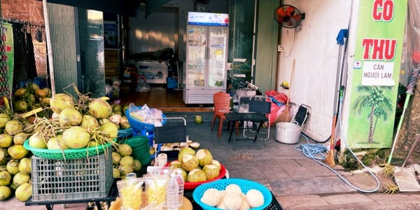 Dừa - Cô Thu - 137 Trần Nhật Duật