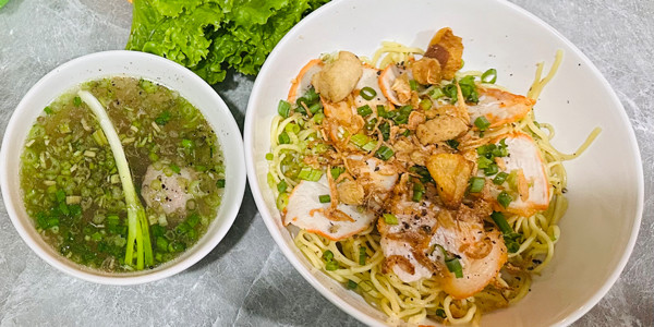 Phở & Mì Xíu - Cô Tâm Chợ Cồn