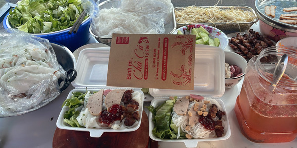 Bánh Mì Chả Cá Lý Sơn