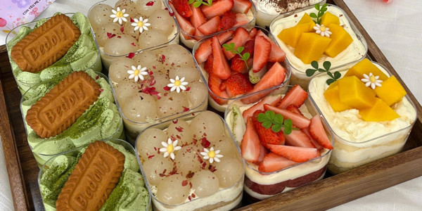 Yeni Cakes - Bánh Bông Lan Trứng Muối - Đặng Văn Trơn