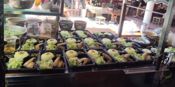 Cơm Gà Lài Nguyễn - Trần Phú