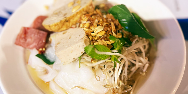 Bánh Ướt, Bánh Cá & Bánh Hotdog Nhím Xù