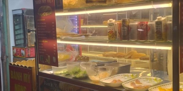 Hương Việt Bakery - Bà Triệu