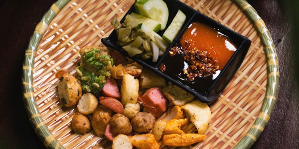 Tiệm Cà Phê Cũ - Tên Lửa