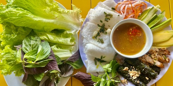 Nem Nướng & Bò Lá Lốt Bà Tám - Nguyễn Ái Quốc
