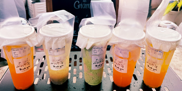 Quán Dưới Hiên Nhà - 11A Lê Văn Trung