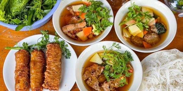 Cafe Ngọc Diệu - Bún Chả Hà Nội - Lê Hồng Phong