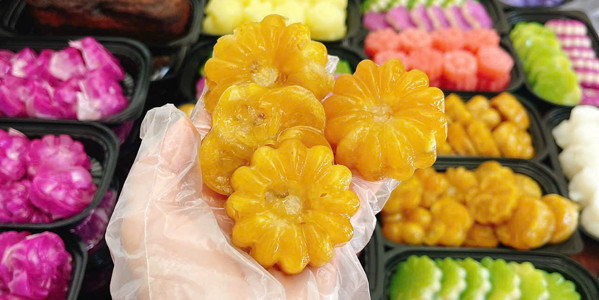 Na Cake - Bánh Bông Lan Trứng Muối & Bánh Bò Thốt Nốt - Trần Bá Giao