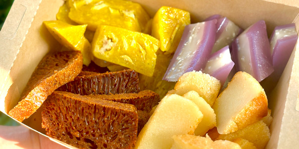 Tiệm Bánh Sunny - Tàu Hũ Singapore, Bánh Bò & Bánh Chuối