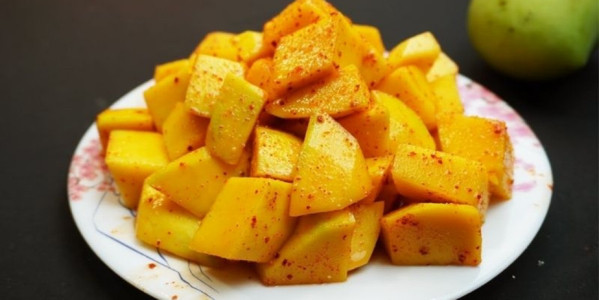 Ăn Vặt Chichi - Cóc Xoài Non Mắm Ruốc - Tôn Đản