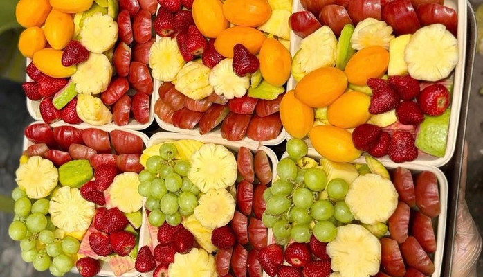 Tiệm Nhà Thỏ - Trái Cây, Đồ Ăn Vặt & Gỏi Cuốn Tôm Thịt - Chung Cư A7 Tiến Bộ