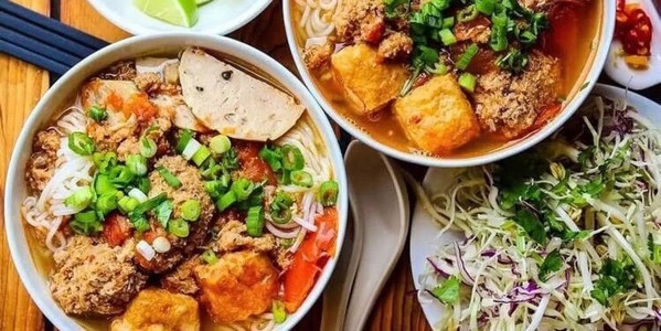Quán Tuệ An - Bún Riêu & Bột Chiên - KCN Sóng Thần 1
