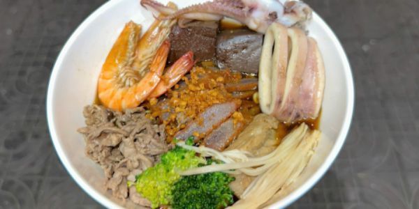 Cơm Tấm, Mì Súp Nâu Cay & Bún Riêu Tôm XE ĐẨY QUÁN