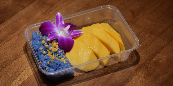 NANTHA - Xôi Xoài & Chè Thái