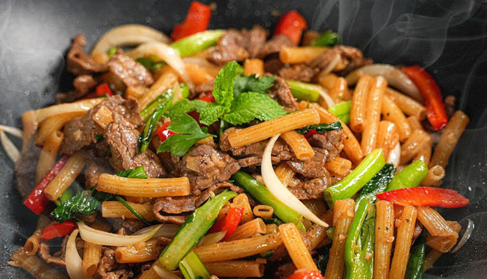 Nui Xào Bò - Lê Thị Hồng Gấm