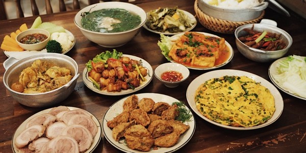 Bếp Tự Tâm - Cơm Nhà Tròn Vị - Trung Hoà
