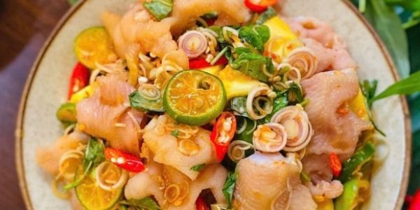 Chân Gà Sốt Thái Rose - Nguyễn Ái Quốc