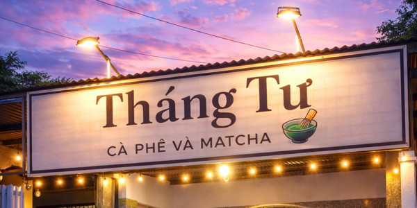 Tháng Tư Cà Phê & Matcha