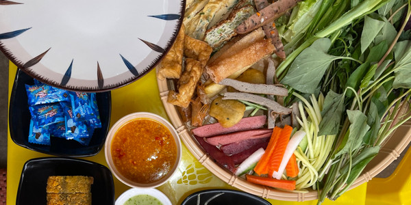 Vị Gia - Buffet Cơm Trưa & Buffet Cuốn - Trần Nguyên Hãn
