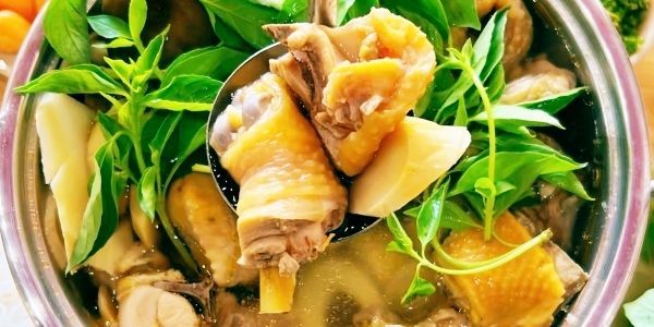 Lẩu Gà Lá É Phú Yên - Quán Tao Ngộ - 673 Âu Cơ
