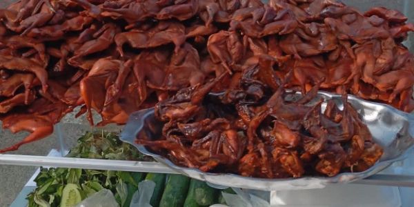 Cút Chiên Bơ 15K - Nam Kỳ Khởi Nghĩa