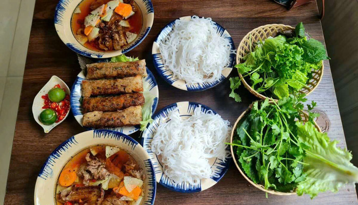 BÚN CHẢ LÀNG TA - Bánh Cuốn & Bún Chả Hà Nội - 32 Đường Số 5