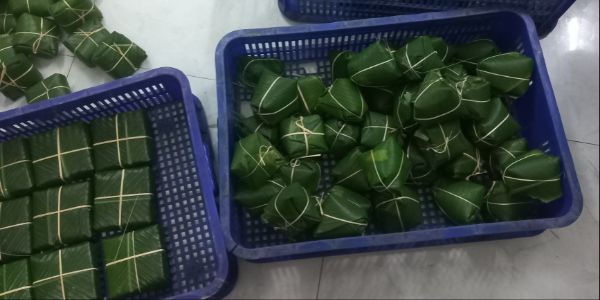Bánh Chưng Bánh Giò 18a