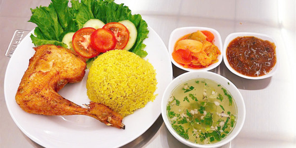Quán Cơm - 118 Cù Chính Lan